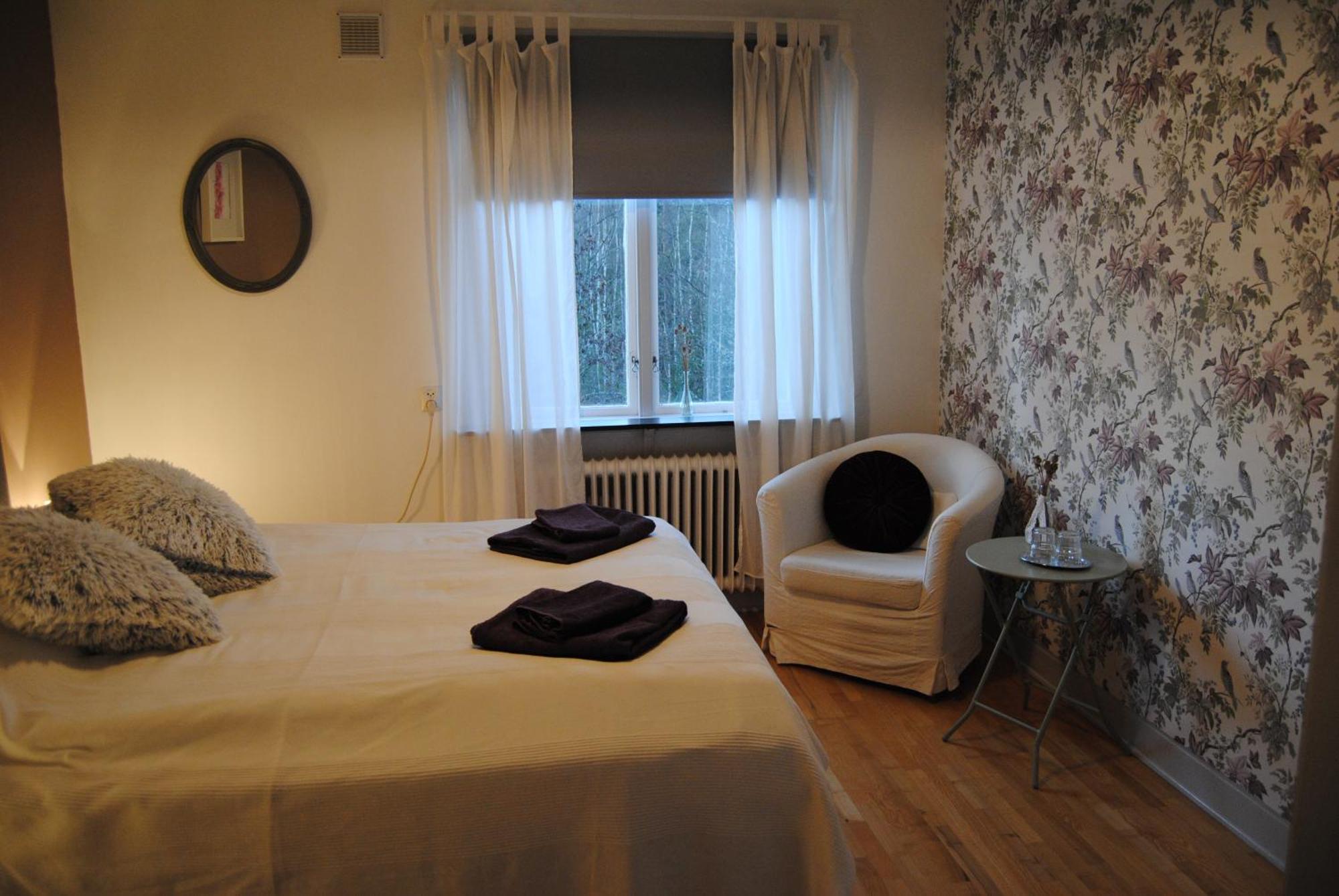 Villa Karlloesa - Bed And Breakfast Målilla المظهر الخارجي الصورة