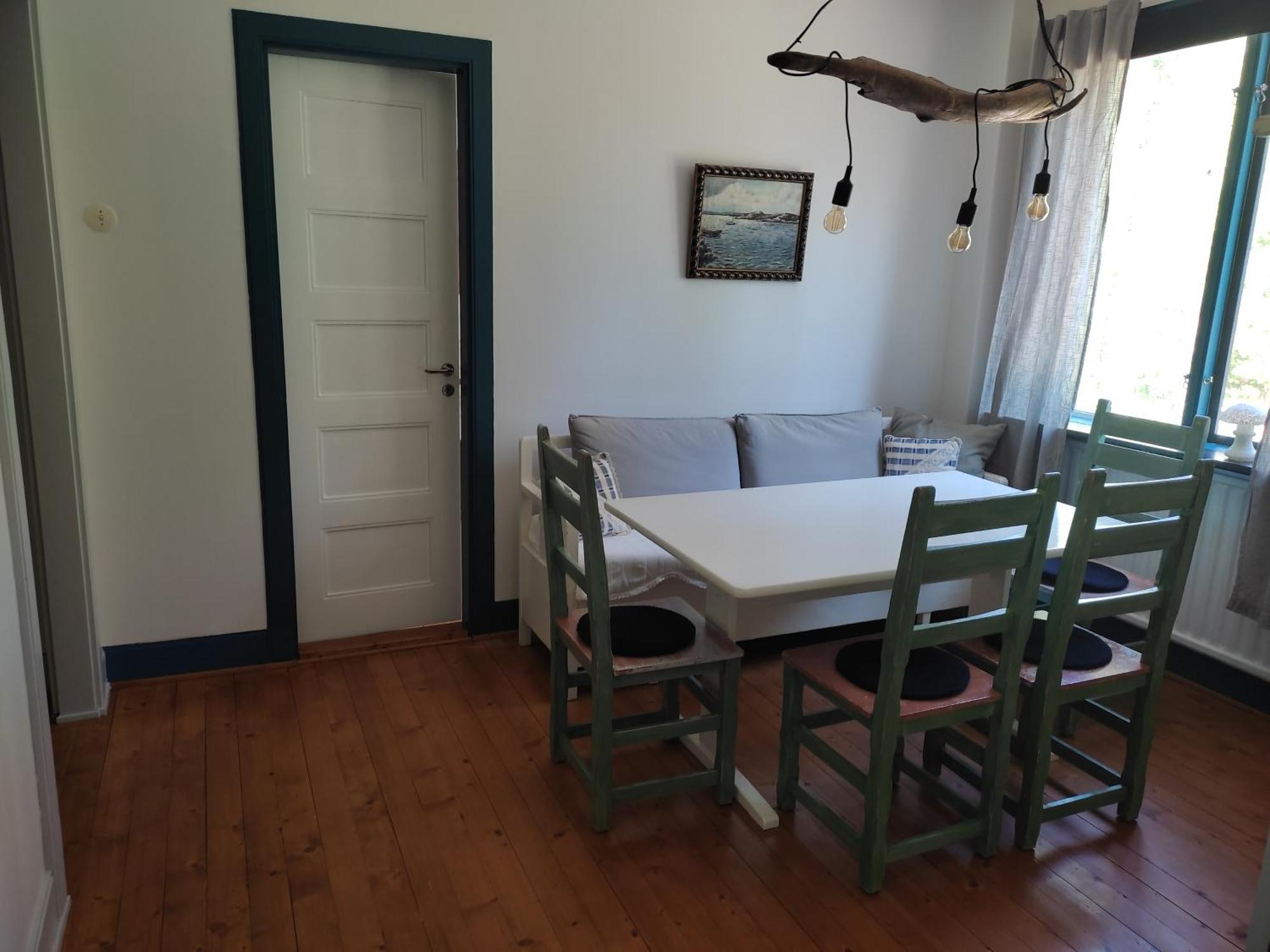 Villa Karlloesa - Bed And Breakfast Målilla المظهر الخارجي الصورة